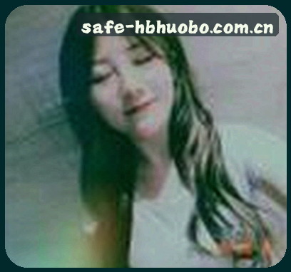 李伟
